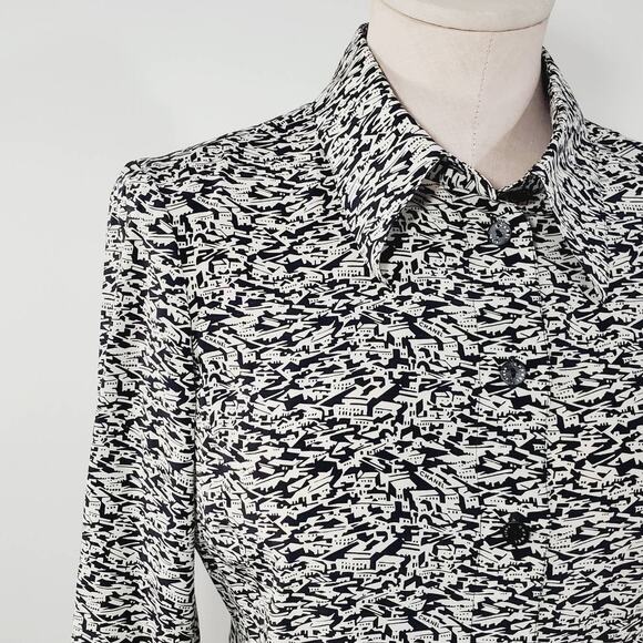 CHANEL 2003 Cruise Collection Black White Seaside Cityscape FR 38 - Picture 3 of 13